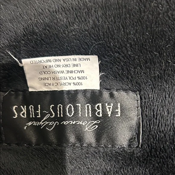 Fabulous Furs Luxurious Animal Print Throw - Picture 2 of 3